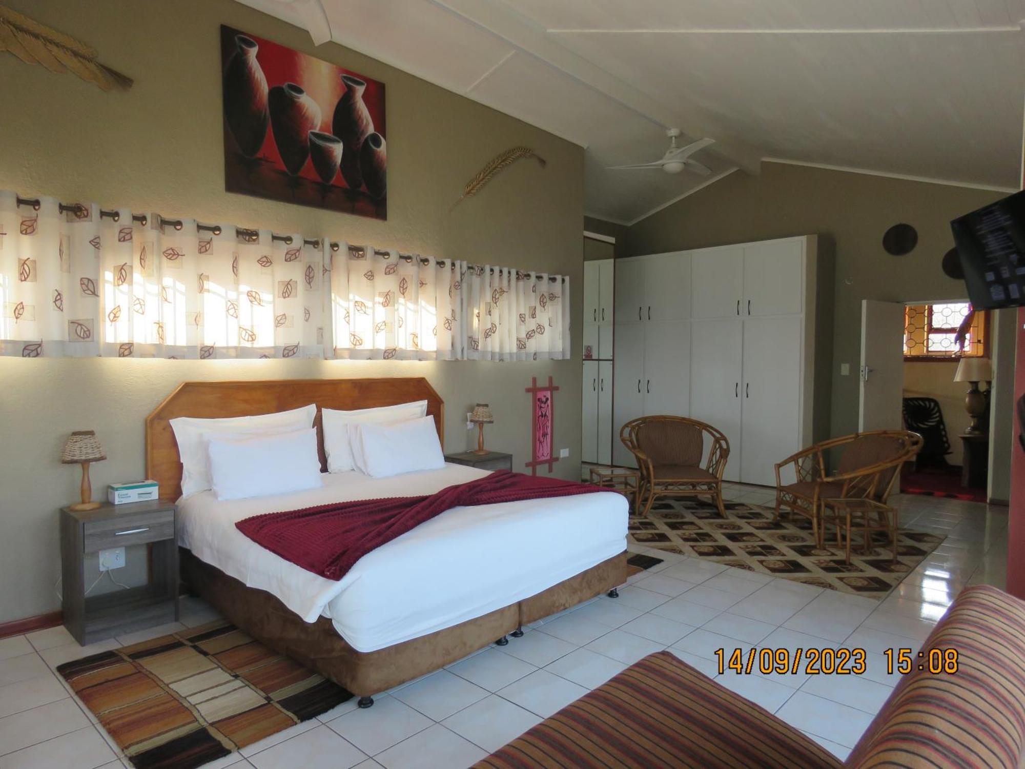 บีชคอมเบอร์เบย์เกสท์เฮาส์ Hotel มาร์เกท ภายนอก รูปภาพ