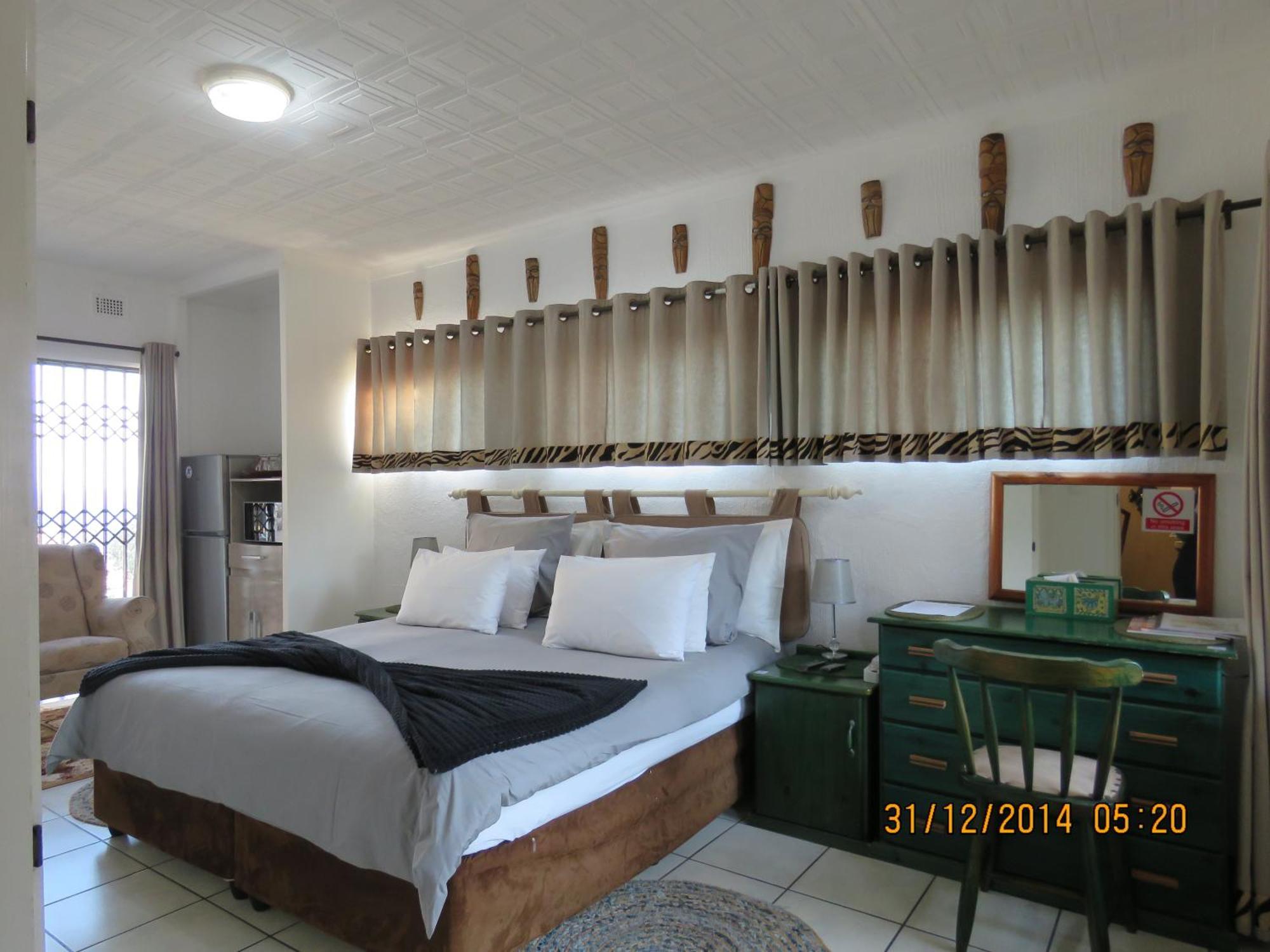 บีชคอมเบอร์เบย์เกสท์เฮาส์ Hotel มาร์เกท ภายนอก รูปภาพ
